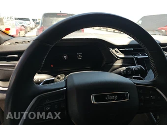2025 Jeep Grand Cherokee Altitude - miniatura 12