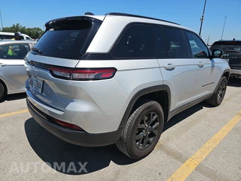 2025 Jeep Grand Cherokee Altitude - miniatura 4
