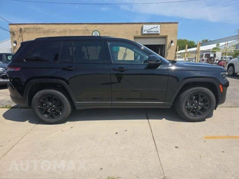 2025 Jeep Grand Cherokee Altitude - miniatura 4