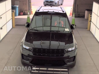 2025 Jeep Grand Cherokee Altitude - miniatura 2