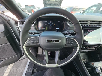 2025 Jeep Grand Cherokee Altitude - miniatura 10