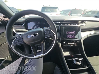 2025 Jeep Grand Cherokee Altitude - miniatura 11