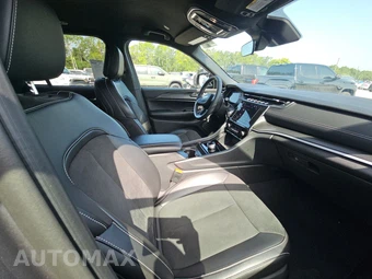 2025 Jeep Grand Cherokee Altitude - miniatura 8