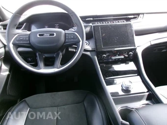 2025 Jeep Grand Cherokee Altitude - miniatura 12
