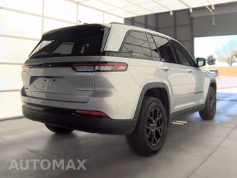 2025 Jeep Grand Cherokee Altitude - miniatura 4
