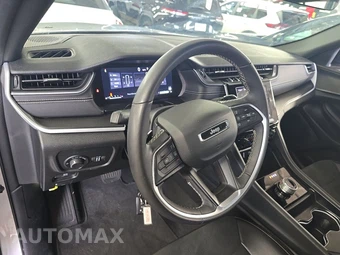 2025 Jeep Grand Cherokee Altitude - miniatura 11