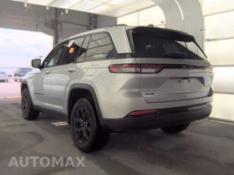 2025 Jeep Grand Cherokee Altitude - miniatura 6