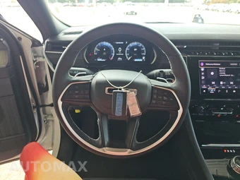 2025 Jeep Grand Cherokee Altitude - miniatura 10