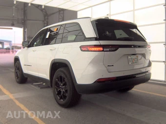 2025 Jeep Grand Cherokee Altitude - miniatura 6