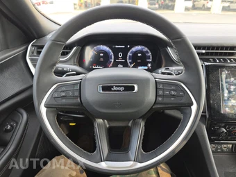 2025 Jeep Grand Cherokee Altitude - miniatura 10