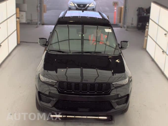2025 Jeep Grand Cherokee Altitude - miniatura 2