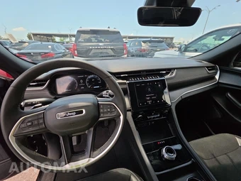2025 Jeep Grand Cherokee Altitude - miniatura 11