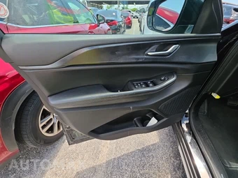 2025 Jeep Grand Cherokee Altitude - miniatura 9