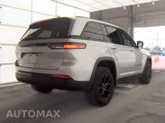 2025 Jeep Grand Cherokee Altitude - miniatura 4