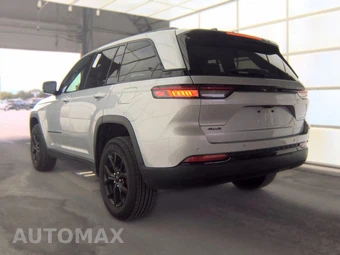2025 Jeep Grand Cherokee Altitude - miniatura 6