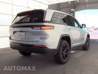 2025 Jeep Grand Cherokee Altitude - miniatura 4