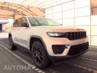 2025 Jeep Grand Cherokee Altitude - miniatura 3