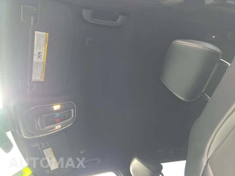 2025 Jeep Grand Cherokee Altitude - miniatura 8