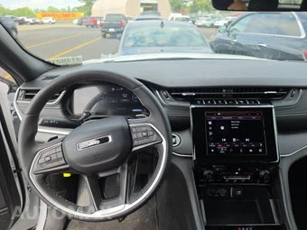 2025 Jeep Grand Cherokee Altitude - miniatura 11