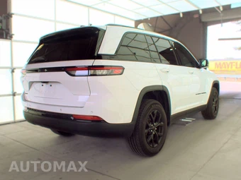 2025 Jeep Grand Cherokee Altitude - miniatura 4
