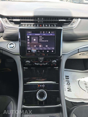2025 Jeep Grand Cherokee Altitude - miniatura 10