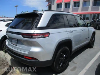 2025 Jeep Grand Cherokee Altitude - miniatura 12