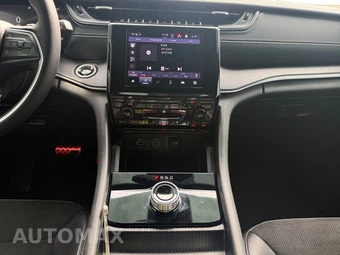 2025 Jeep Grand Cherokee Altitude X - miniatura 11