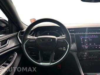 2025 Jeep Grand Cherokee Altitude X - miniatura 12