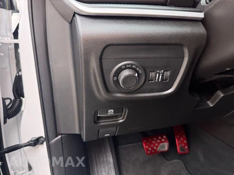 2025 Jeep Grand Cherokee Altitude X - miniatura 17