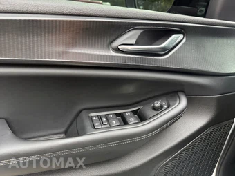 2025 Jeep Grand Cherokee Altitude X - miniatura 18