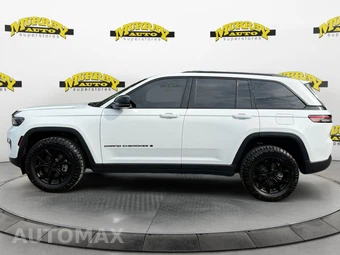 2025 Jeep Grand Cherokee Altitude X - miniatura 2