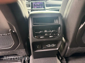 2025 Jeep Grand Cherokee Altitude X - miniatura 28