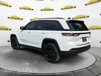 2025 Jeep Grand Cherokee Altitude X - miniatura 3
