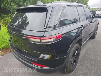 2025 Jeep Grand Cherokee Altitude X - miniatura 3