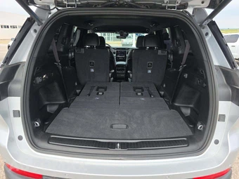 2025 Jeep Grand Cherokee L Altitude - miniatura 12