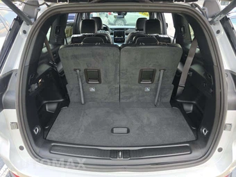 2025 Jeep Grand Cherokee L Altitude X - miniatura 15