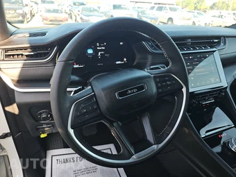 2025 Jeep Grand Cherokee L Altitude X - miniatura 10