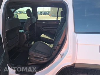 2025 Jeep Grand Cherokee L Laredo X - miniatura 13