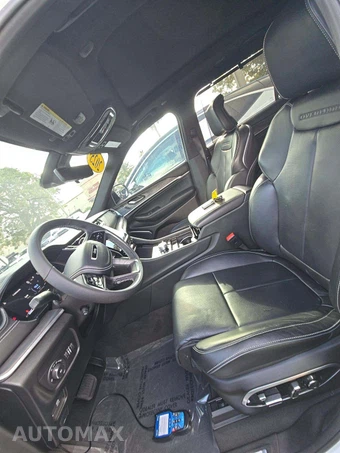 2025 Jeep Grand Cherokee L Overland - miniatura 6