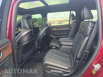 2025 Jeep Grand Cherokee L Summit - miniatura 10