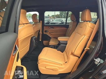 2025 Jeep Grand Cherokee L Summit - miniatura 10
