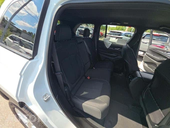 2025 Jeep Grand Cherokee Laredo - miniatura 16