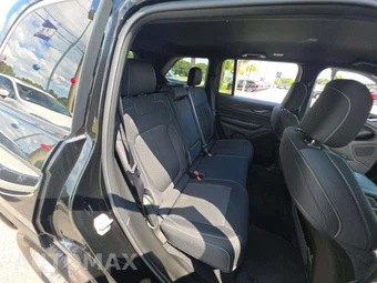 2025 Jeep Grand Cherokee Laredo - miniatura 16