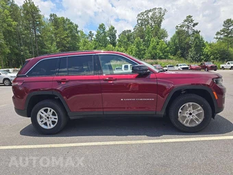 2025 Jeep Grand Cherokee Laredo - miniatura 4