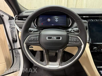 2025 Jeep Grand Cherokee Limited - miniatura 11