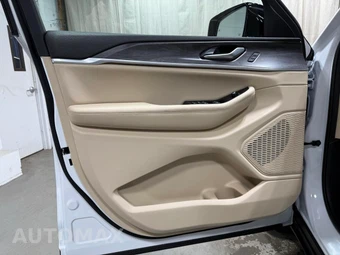 2025 Jeep Grand Cherokee Limited - miniatura 8