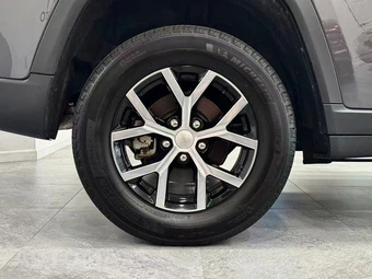 2025 Jeep Grand Cherokee Limited - miniatura 10
