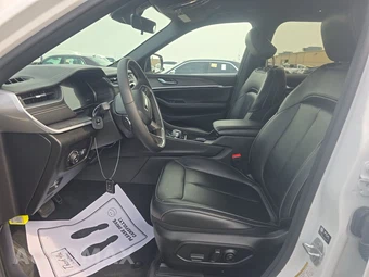 2025 Jeep Grand Cherokee Limited - miniatura 7