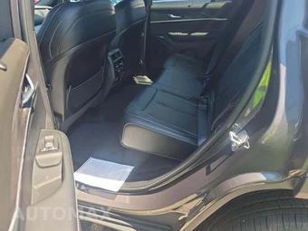 2025 Jeep Grand Cherokee Limited - miniatura 13