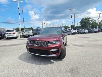 2025 Jeep Grand Cherokee Summit